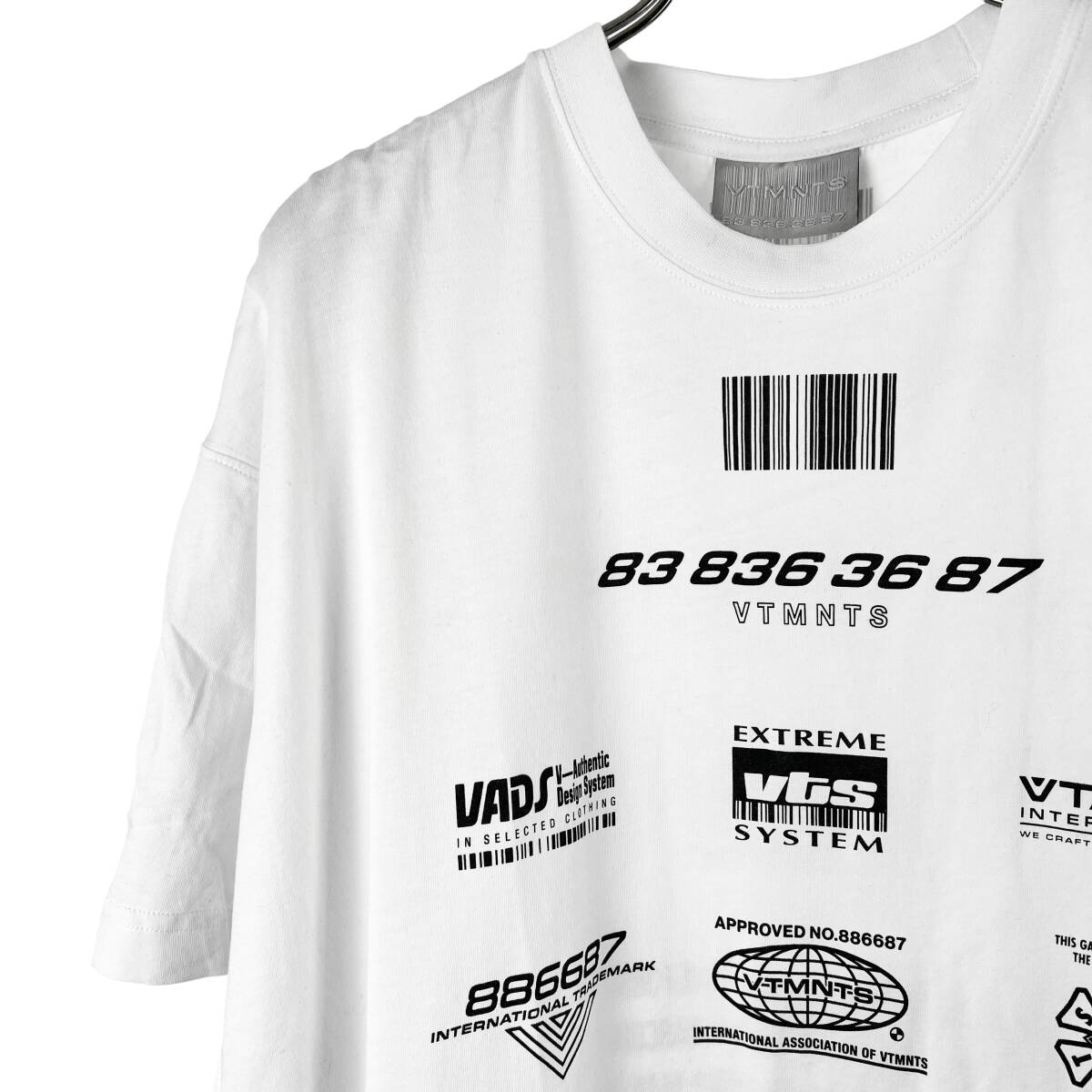 Vetements(ヴェットモン) Bar Code Number Design Shortsleeve T Shirt (white)