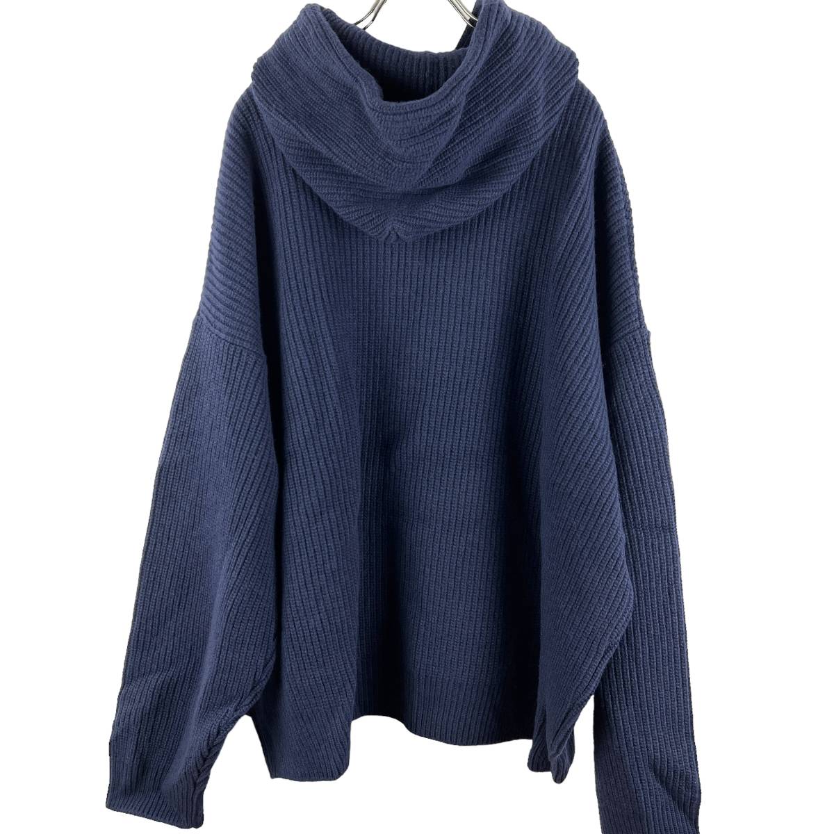 Celine(セリーヌ) Wide Shoulder Knit Short Length Hoodie (blue)