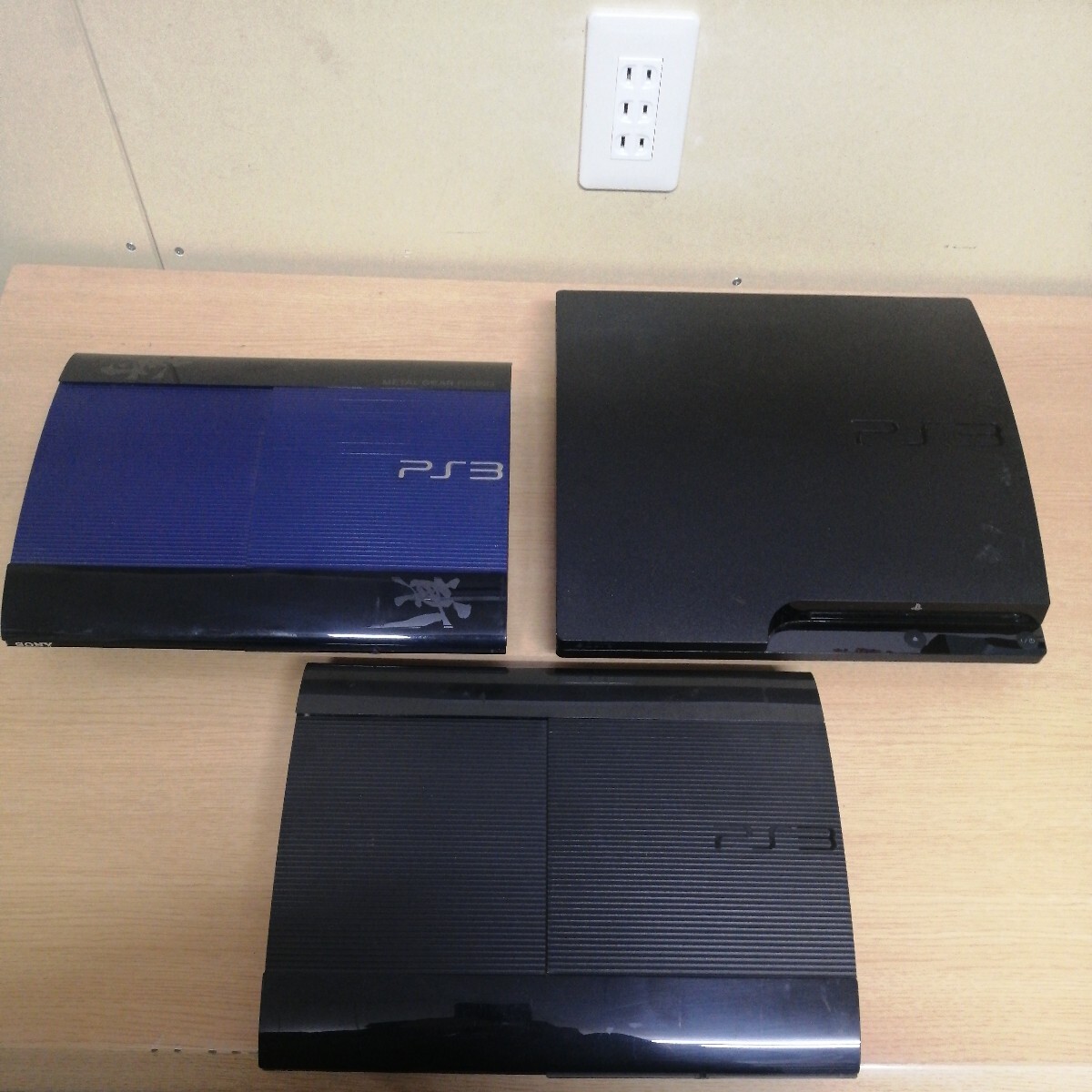 【まとめ売り】PS3 本体 3台セット CECH-4000B 3000A メタルギアライジング 斬 動作確認 2台 起動確認 1台 PlayStation3 税なし