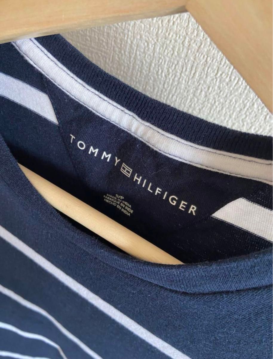 TOMMY HILFIGER  ボーダーTシャツ