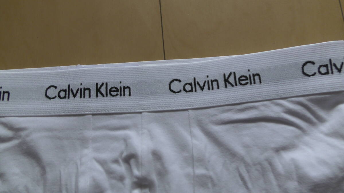 ゴールデンクーポンで２００円割引に　　カルバンクライン　　Calvin Klein　 ボクサー　Mサイズ　白 _画像4