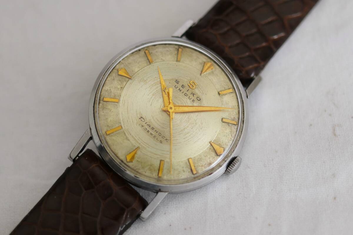 簡易調整済【1円～】SEIKO UNIQUE セイコー ユニーク ref.J14000A U オールSS ラージケース 槌目＆レコードダイアル 変り文字盤 ジャンク_画像4