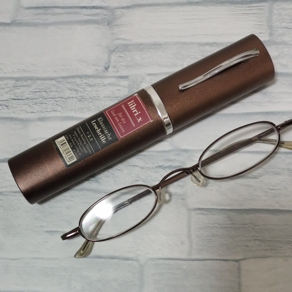 老眼鏡　＋2.5 スリム　ペン型　ケース付き　 メガネ 　コンパクト