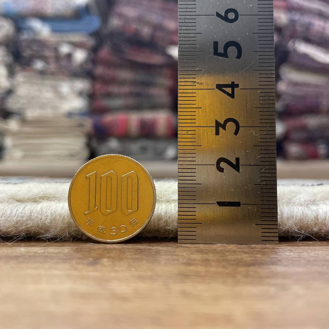 手織りペルシャ絨毯 未使用に近い 美品 カシャーン産 306cm × 200cm ラグ、カーペット リビングサイズ Ni202/2692の画像9