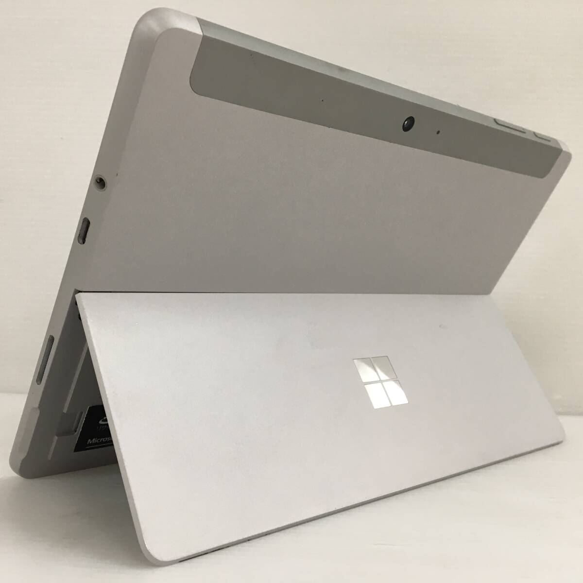 ☆【10インチ】MICROSOFT SURFACE GO model:1824『Pentium 4415Y 1.6GHz/RAM:4GB/SSD:64GB』 Wi-Fi 動作品 ※難あり_画像2