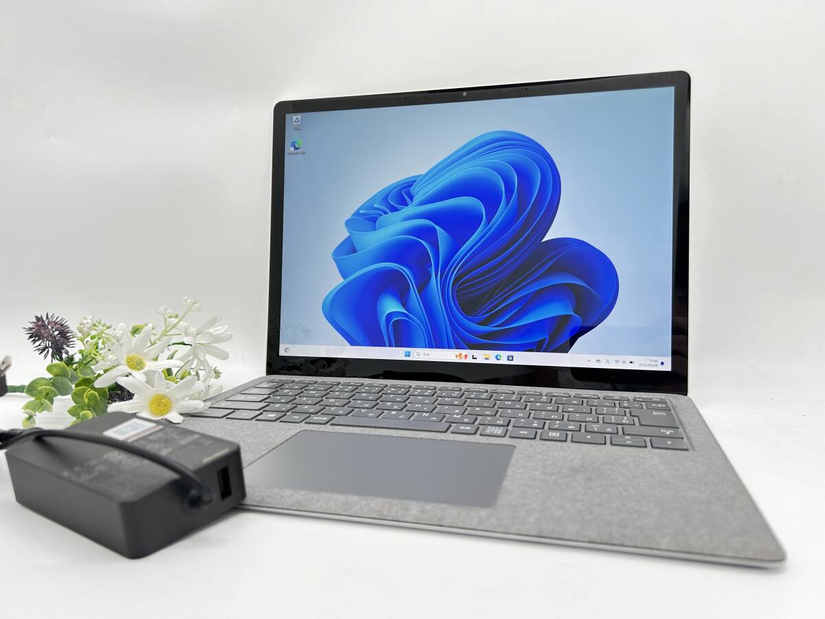 【美品 13.5インチ】Microsoft Surface LapTop3 model:1867『第10世代 Core i7(1065G7) 1.3Ghz/RAM:16GB/NVMe SSD:512GB』Win11 動作品_画像1