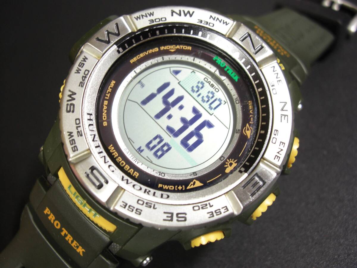  complete sale! limitation W name no. 6.!. Logo lighting & altimeter compass thermometer & radio wave solar high performance digital wristwatch Hunting World x Casio CASIO Protrek 