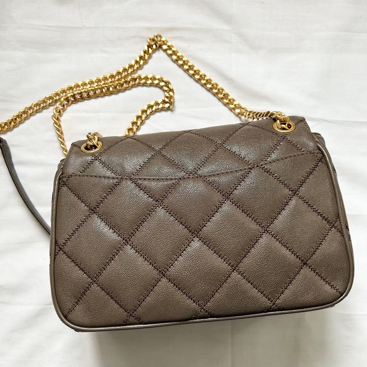 極美品 2way トリーバーチ ショルダーバッグ グレー 本革 極美品 2way トリーバーチ ショルダーバッグ グレー 本革