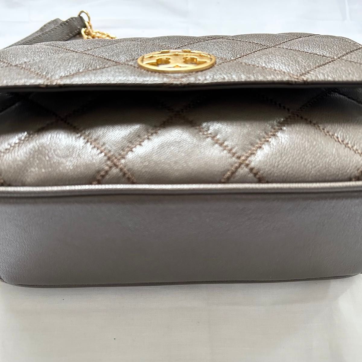 極美品 2way トリーバーチ ショルダーバッグ グレー 本革 極美品 2way トリーバーチ ショルダーバッグ グレー 本革