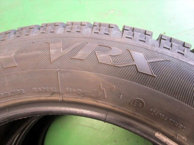 送料無料　スタッドレス　215/55R17　BS　VRX　2021年製　2本セット　7.5mmぐらい_画像10