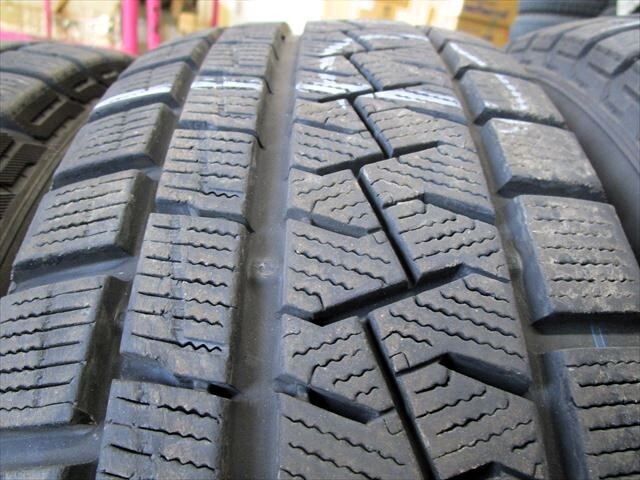 送料無料　スタッドレス　185/60R15　ピレリ　2019年製　4本セット　7～7.5mmぐらい_画像5