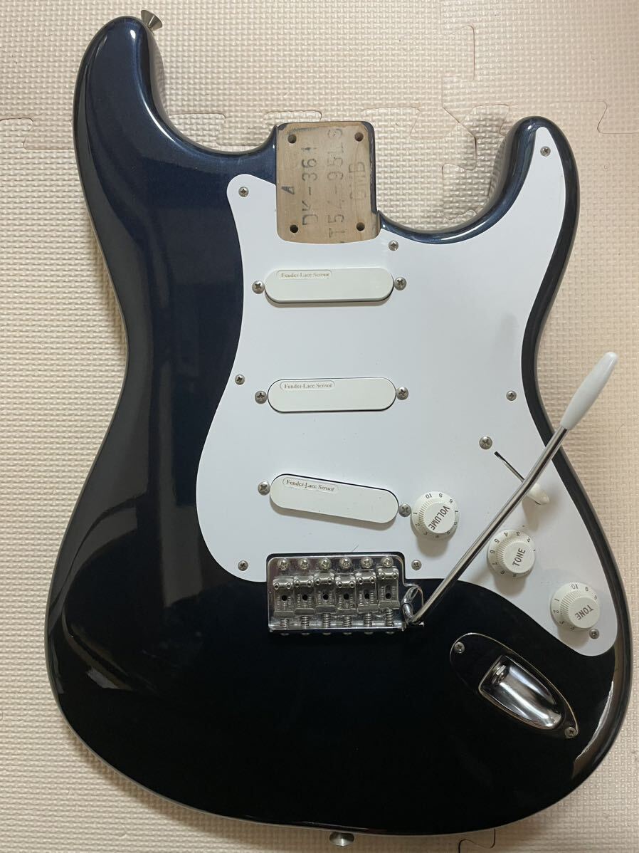 Fender Japan ST54-95LS Gunmetalic Blue ボディとピックアップアッセンブリー_画像1