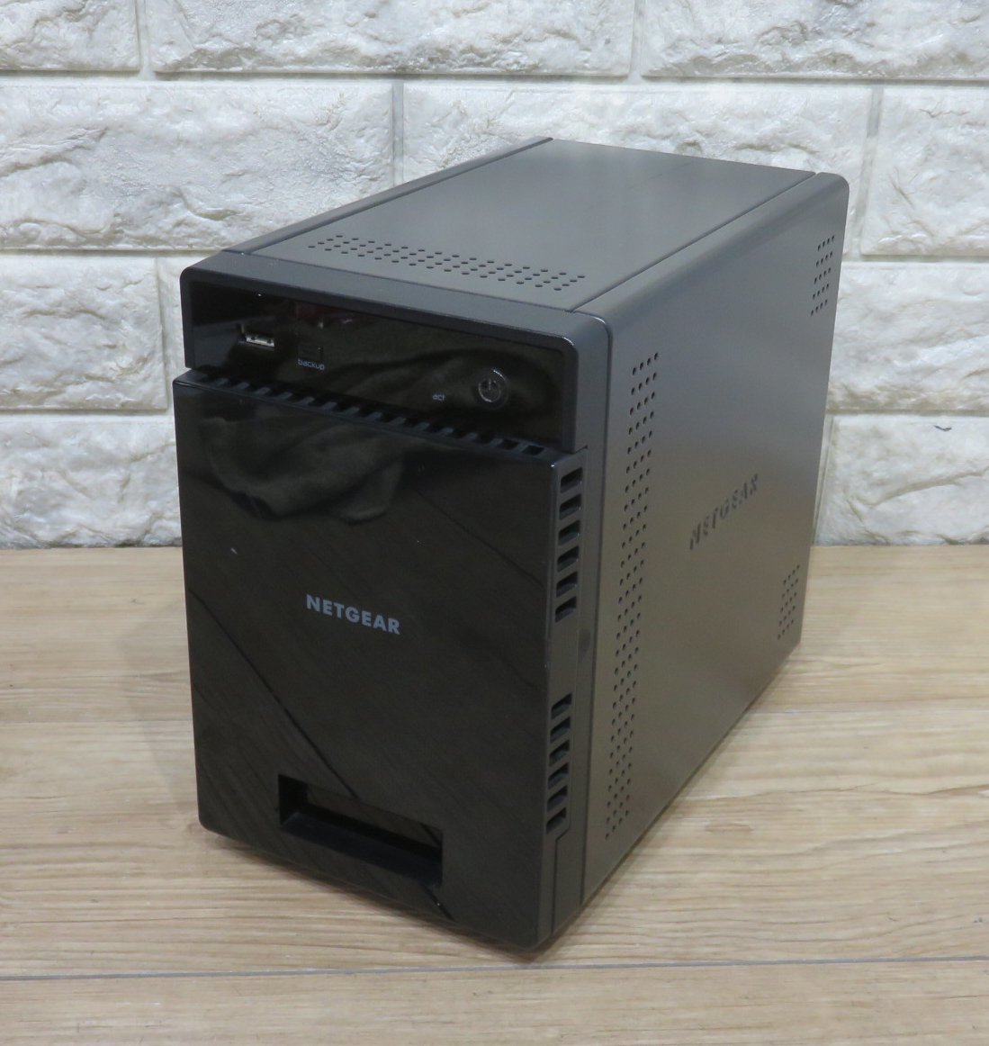 ★≪中古品NetGear 外付け Network Storage RND-4D[t24031123]_画像1