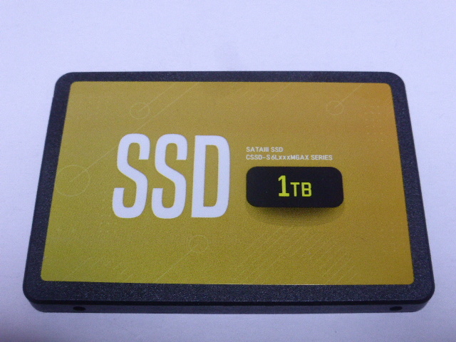 CFD SSD SATA 2.5inch 1TB(1024GB) 電源投入回数24回 使用時間31時間 正常100%判定 本体のみ 中古品です CSSD-S6L1TMGAX_画像1