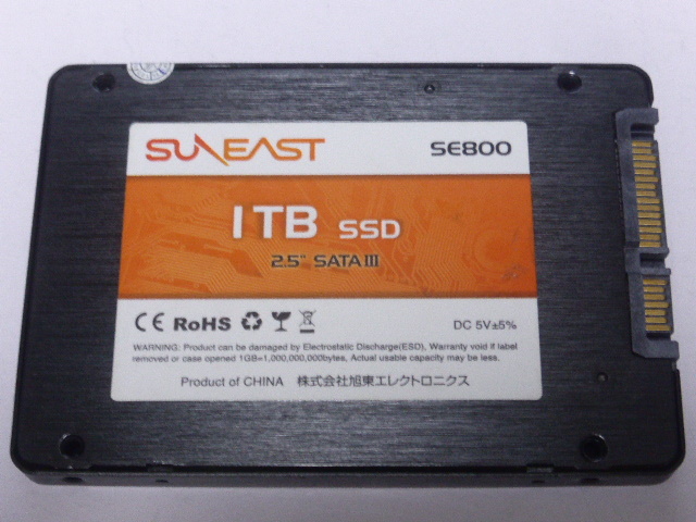 SUNEAST SE800 SSD SATA 2.5inch 1TB(1024GB) 電源投入回数830回 使用時間409時間 正常100%判定 本体のみ 中古品です_画像1