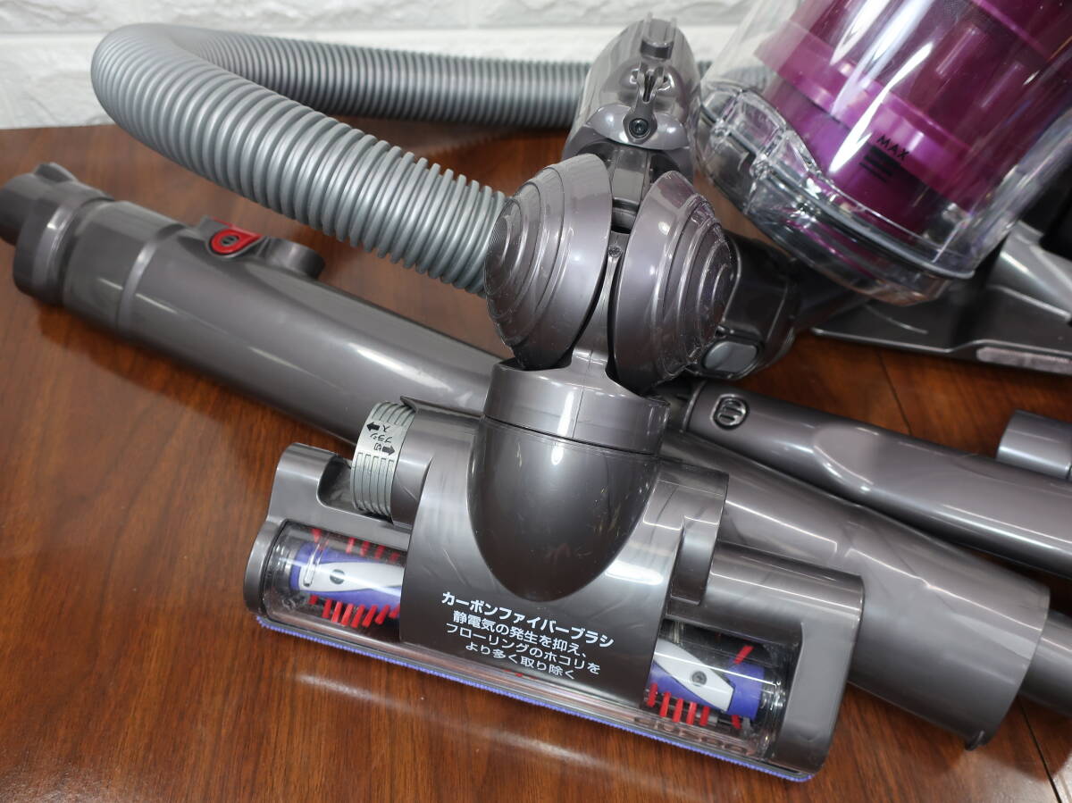 ほぼ未使用 dyson ● DC 36 ダイソン 掃除機 タービンヘッド 高速デジタルモーター搭載 動作品の画像3