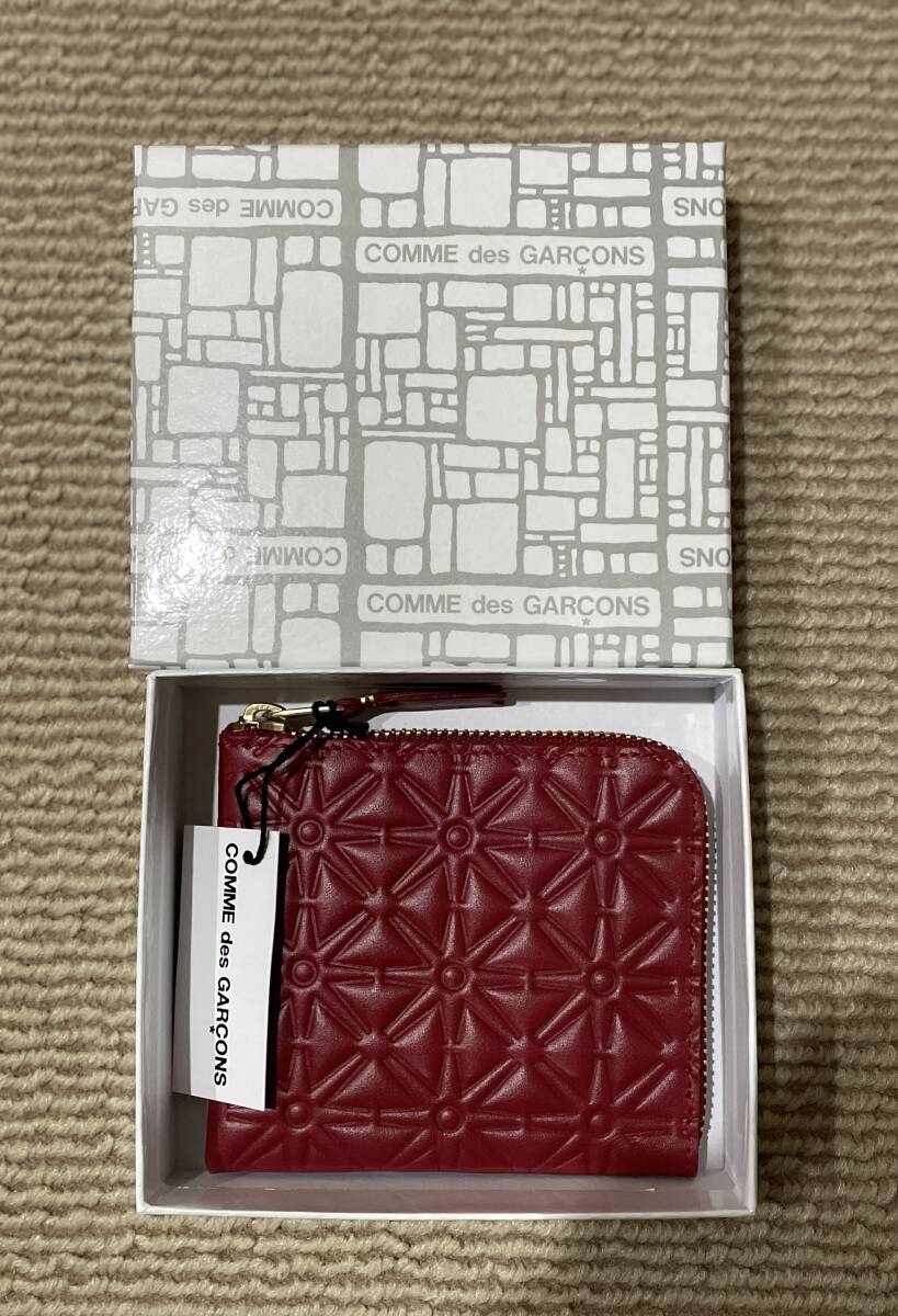 コムデギャルソン COMME des GARCONS WALLET EMBOSSED 財布 COINCASE SA310EA ロゴ コインケース バッグ ポーチ ウォレット レザー_画像1