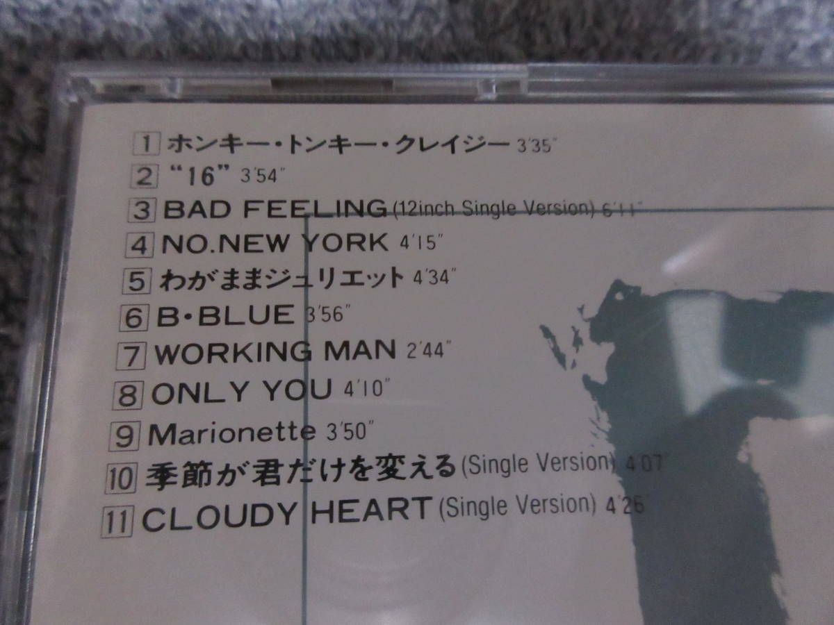 CD BOOWY ボウイ SINGLES ベスト盤 氷室京介 布袋寅泰 季節が君だけを変える マリオネット B・BLUE ONLY YOU CLOUDY HEART 他 11曲_画像2