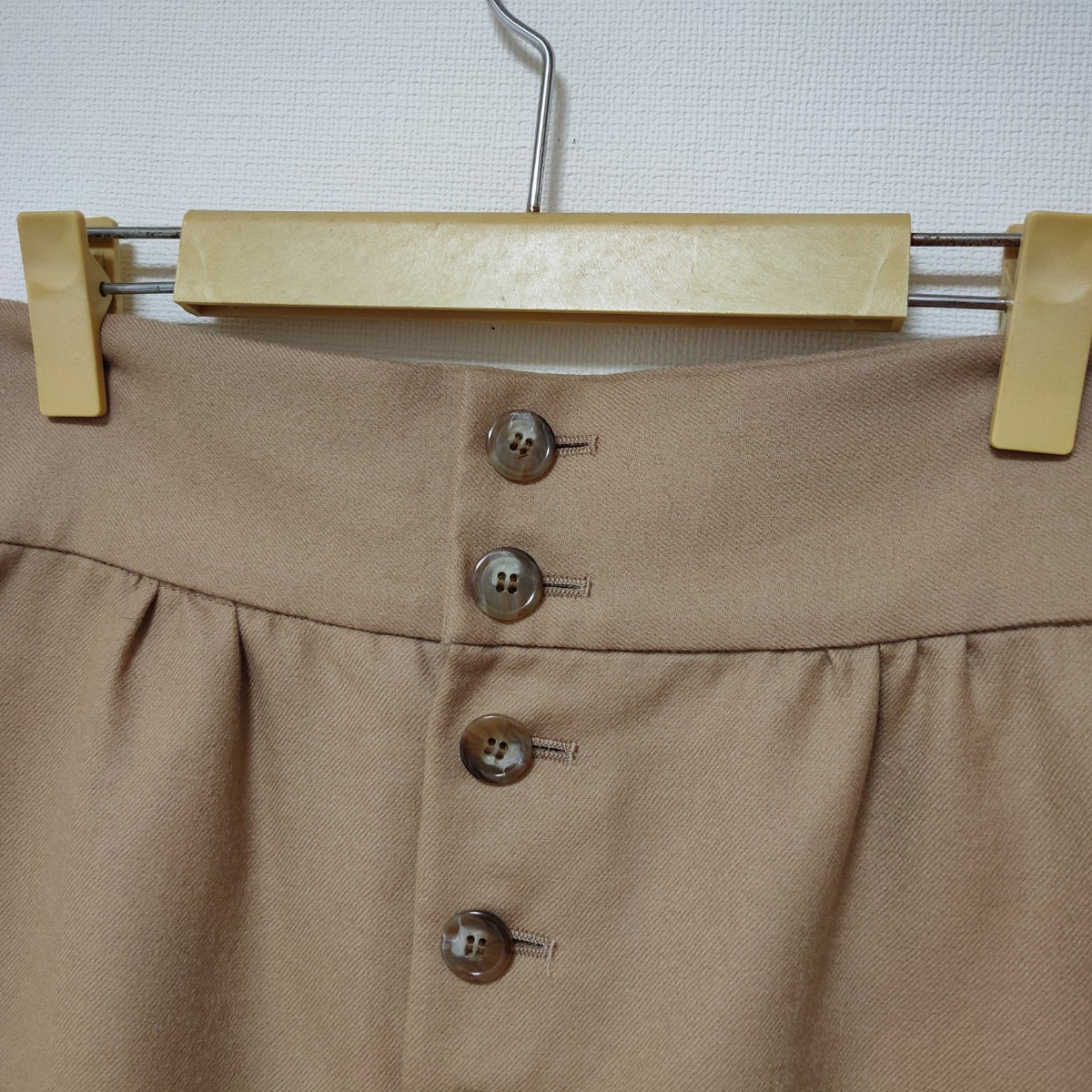 新品同様 スローブ イエナ SLOBE IENA 日本製 フレアスカート 薄手 ウール ベージュブラウン 38 台形