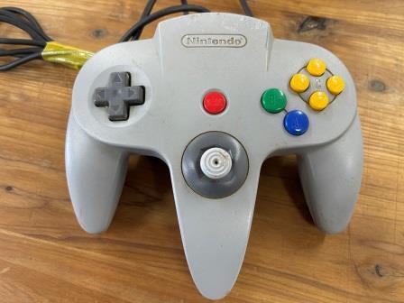 Ar100 通電のみOK NINTENDO64 NUS-001 Nintendo（任天堂）N64 ロクヨン ゲーム機 風来のシレン2 ソフト付き 現状品_画像8