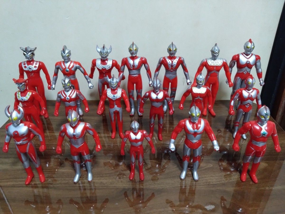 ウルトラマン ソフビフィギュアセット バンダイ 円谷プロ 当時物 ウルトラマン ソフビフィギュアセット バンダイ 円谷プロ 当時物
