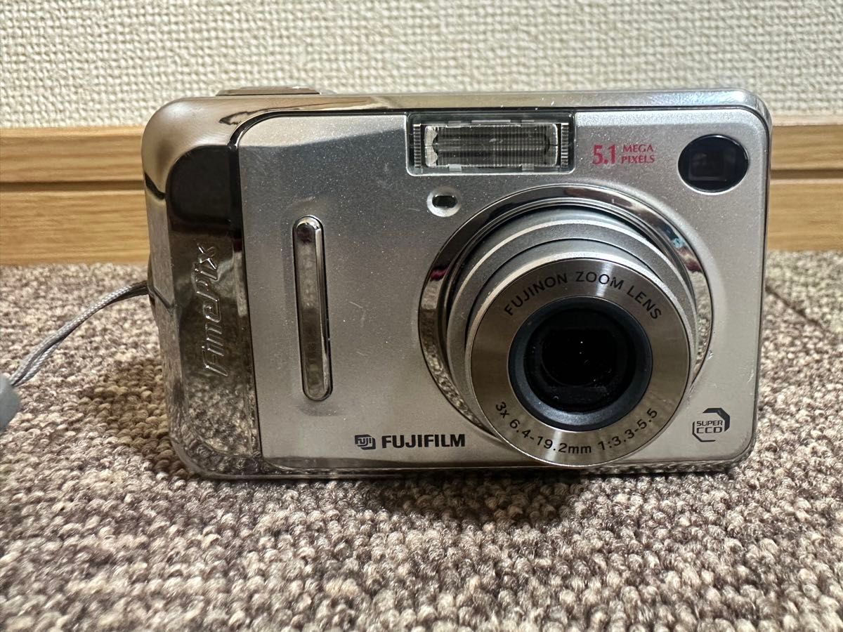 FUJIFILM FinePix A500 オールドデジカメラ