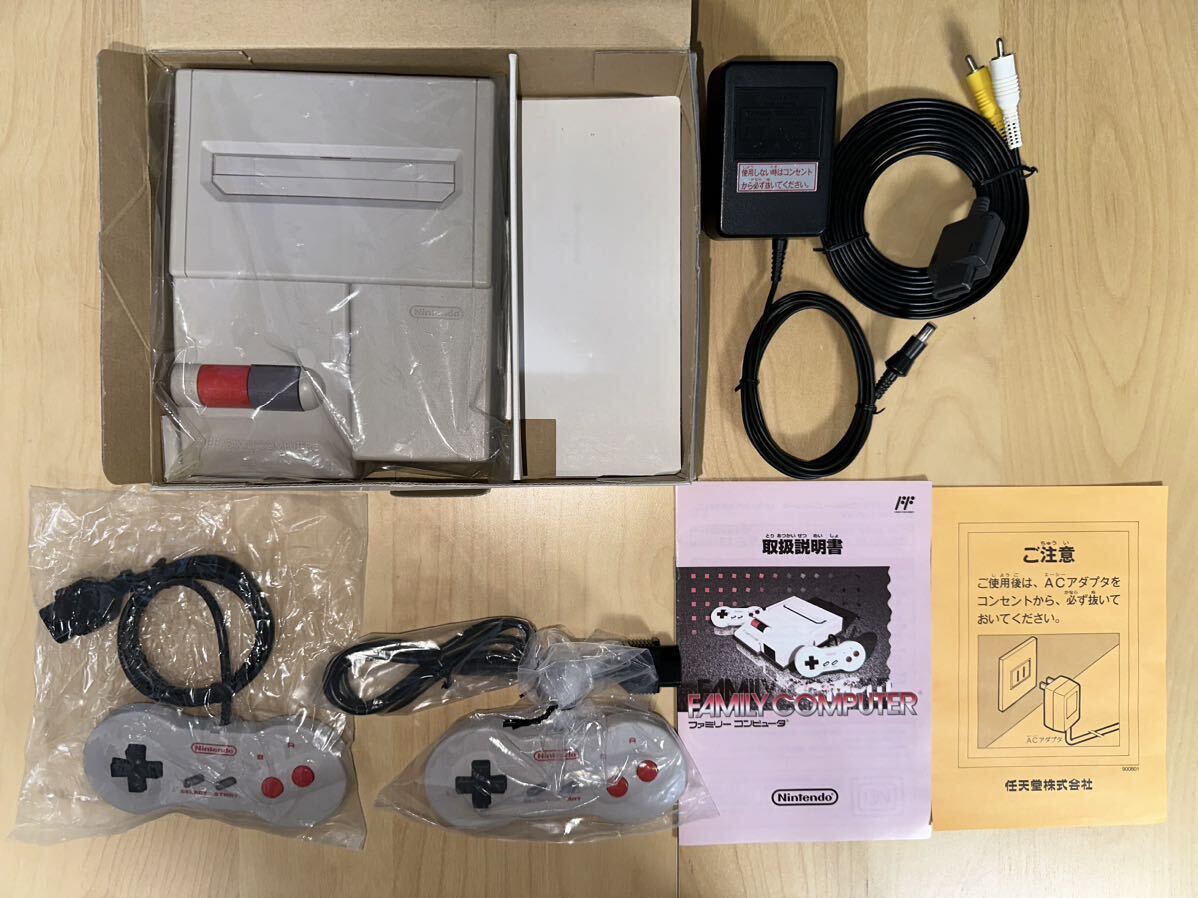 Nintendo ニンテンドー New Famicom ニューファミコン AV仕様ファミコン 美品