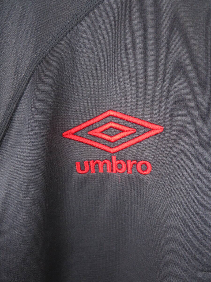 00s UMBRO Umbro * high‐necked jersey O * Descente truck top jersey soccer sleeve line navy or sis