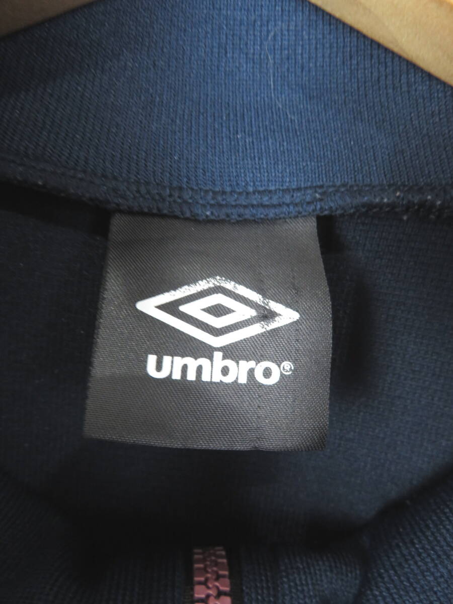 00s UMBRO Umbro * high‐necked jersey O * Descente truck top jersey soccer sleeve line navy or sis