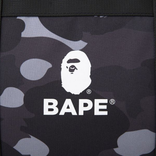 + 400 A BATHING APE（R） ブラックカモ柄 大容量ダッフルバッグ 送料510円_画像3