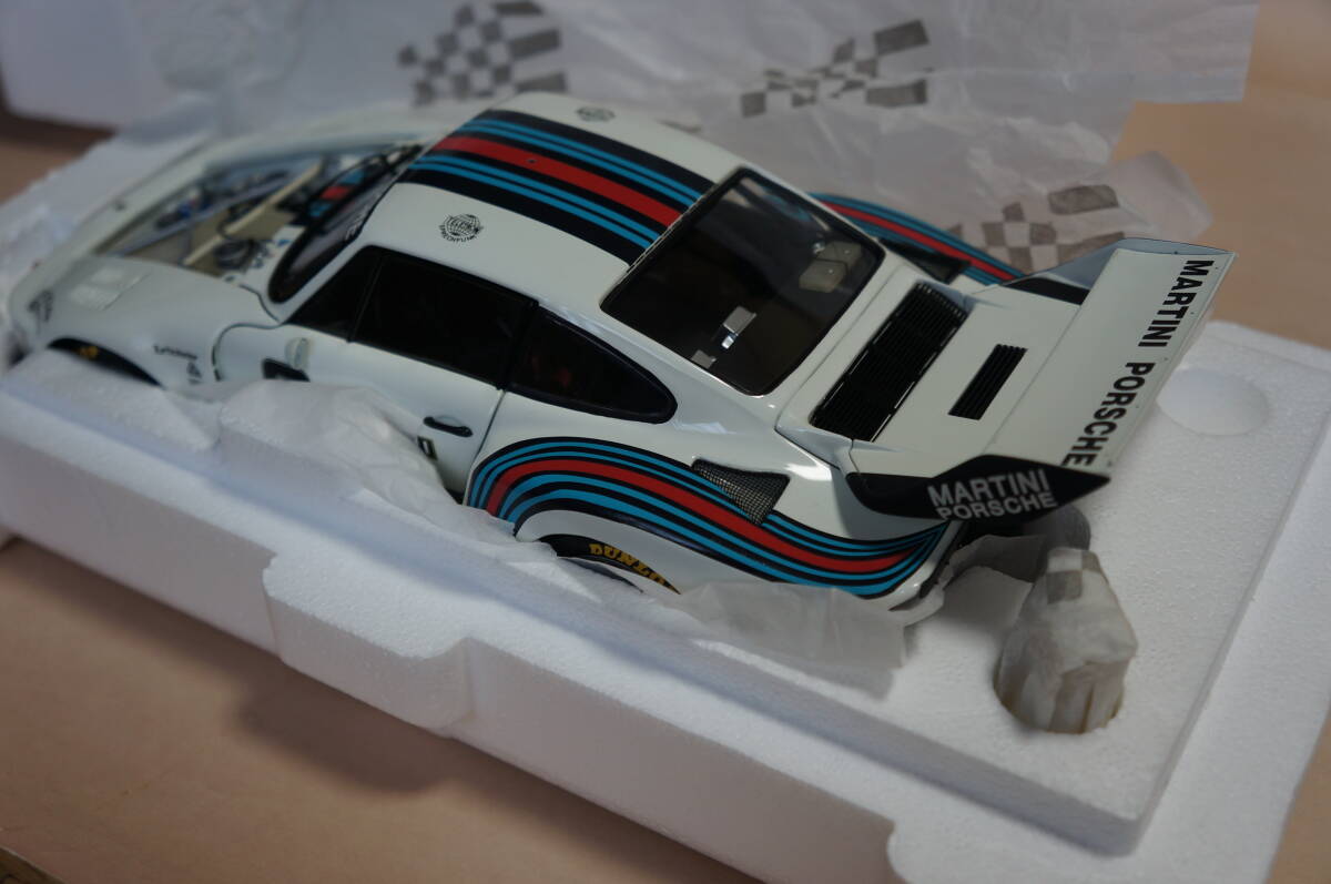  Exoto 1/18 Porsche 935 turbo #3 1976ti John 6 hour race shuruti/shutome Len product number RLG18103 Exoto Kyosho 