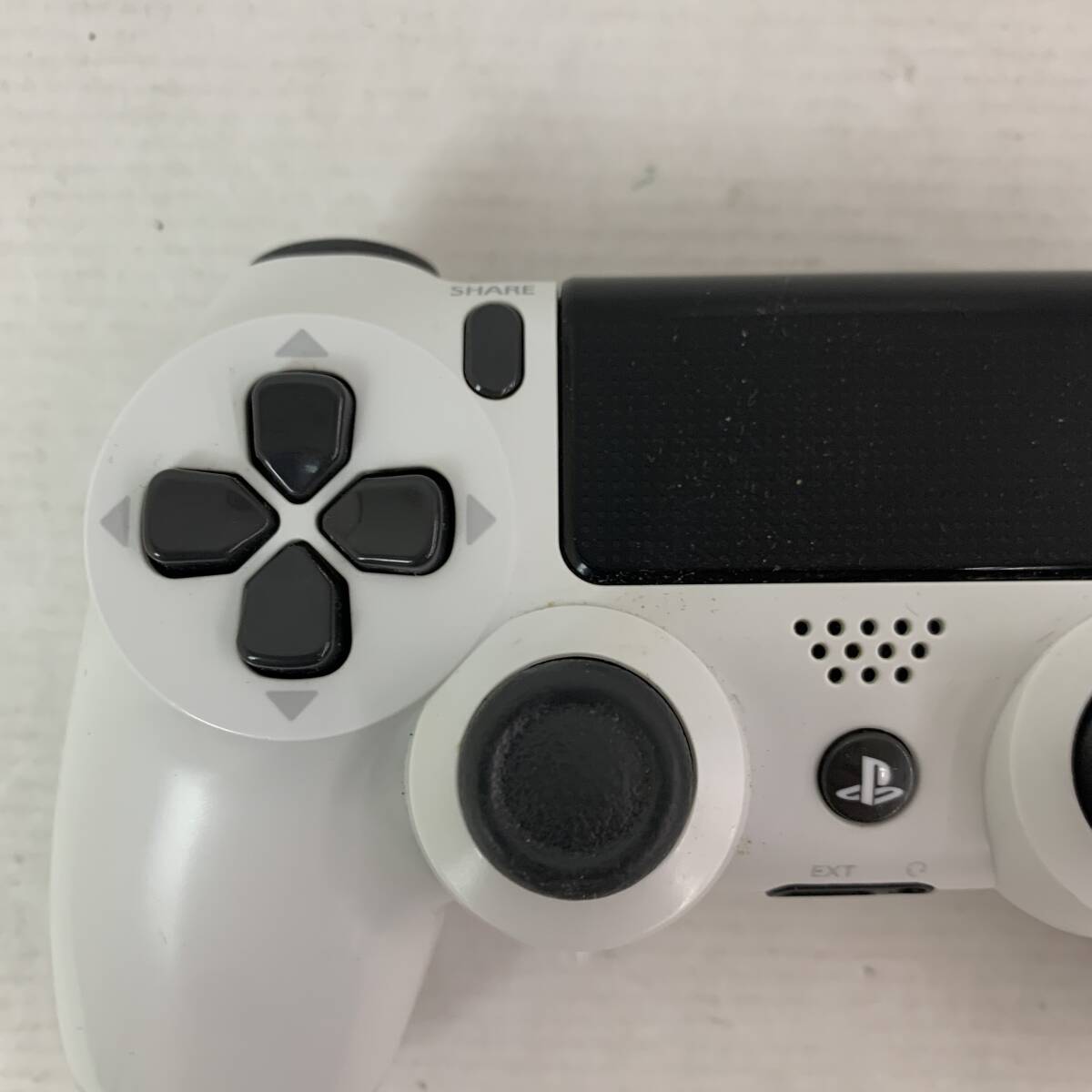 (25574) ■ PlayStation ワイヤレスコントローラー DUALSHOCK 4 　中古品_画像5