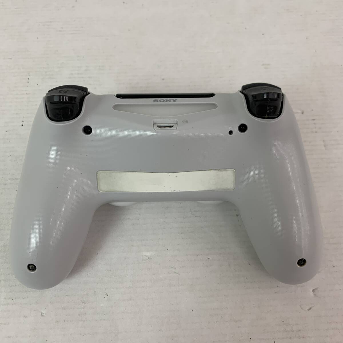 (25574) ■ PlayStation ワイヤレスコントローラー DUALSHOCK 4 　中古品_画像2