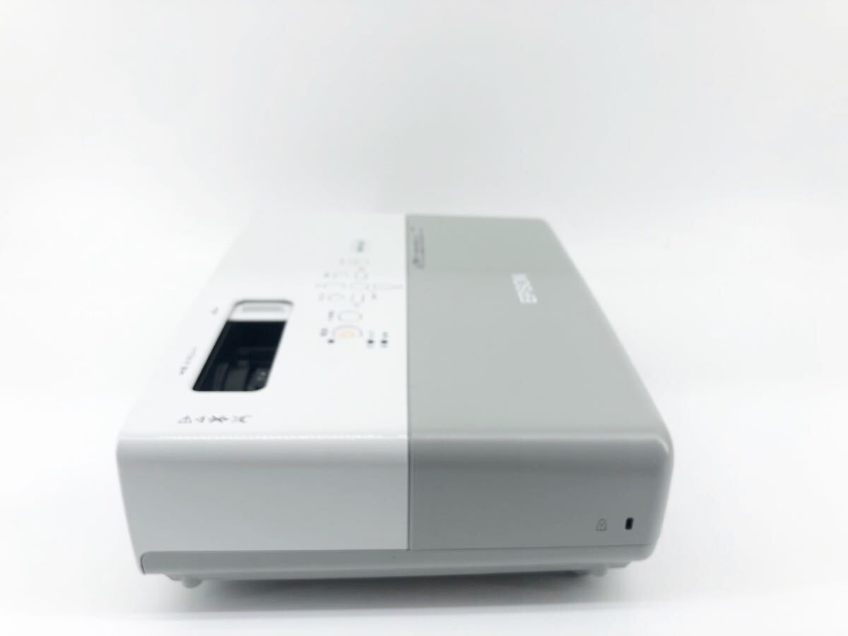  period of use 200 hour EPSON business projector EMP-823