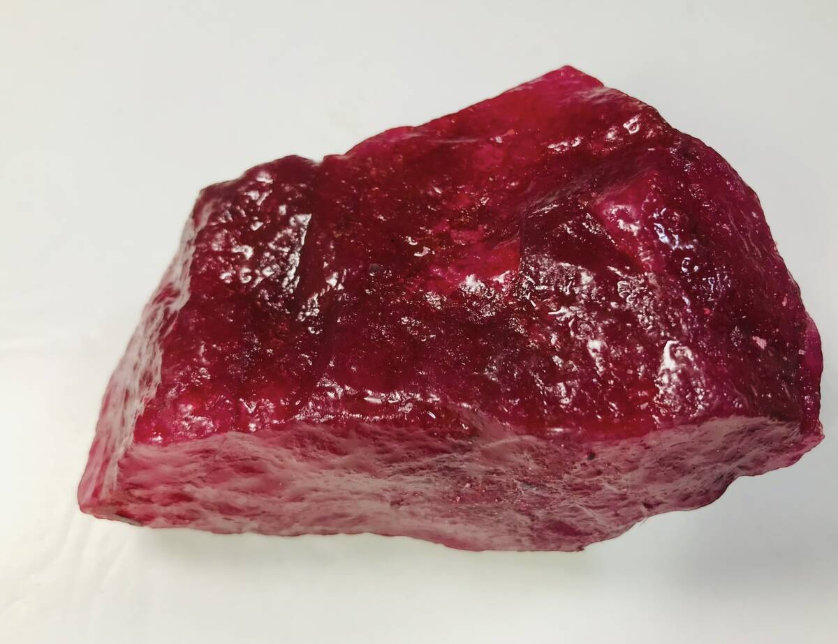 【大地のパワー絶大】天然ルビーコランダム 原石 1800.25Ct Ruby 天然石 パワーストーン 鑑別書付き ソーティング Corundum 宝石 鑑賞石の画像3