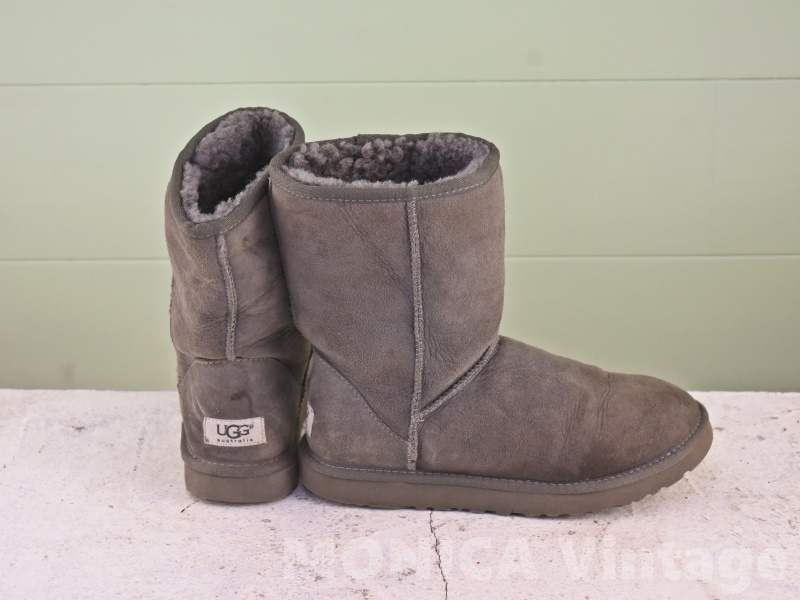 MK645◆レディース【UGG オーストラリア】ムートンブーツ グレー 24cm_画像2