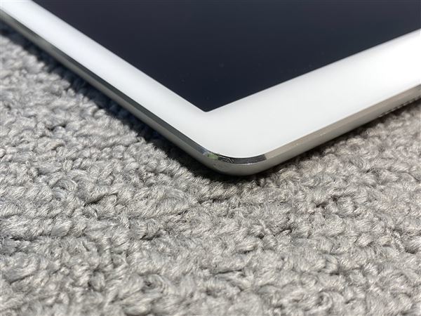 iPadAir 9.7インチ 第2世代[64GB] Wi-Fiモデル シルバー【安心…_画像7