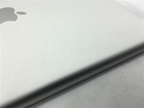iPad 9.7インチ 第6世代[32GB] セルラー docomo シルバー【安 …_画像10
