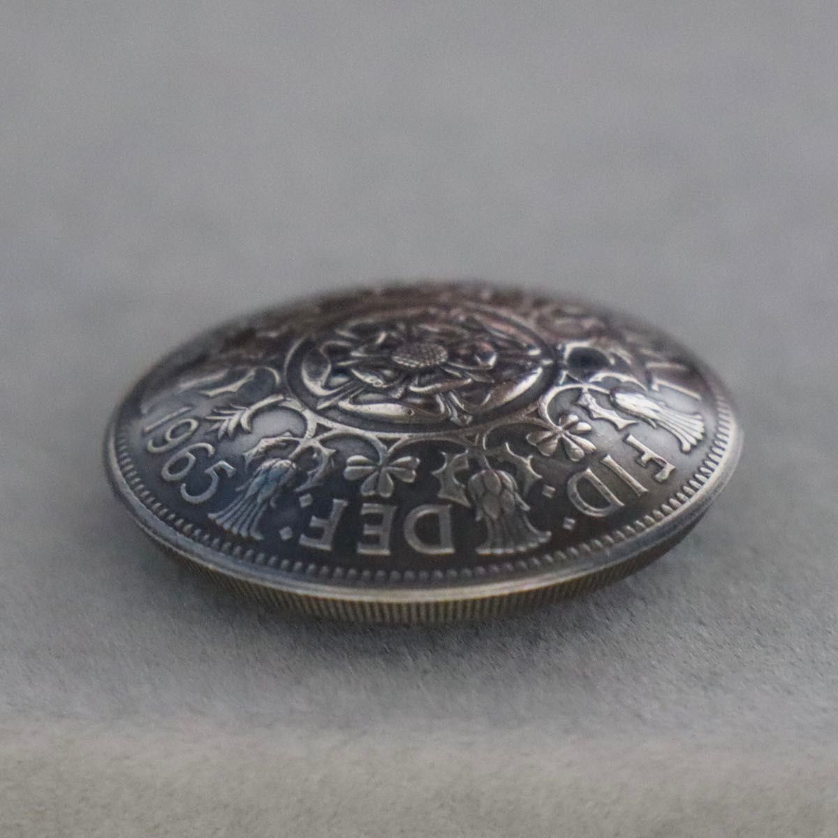 コイン イギリス ネジ式 コンチョ 2シリング レザークラフト ハンドメイド素材