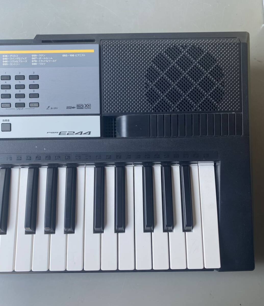 YAMAHA ヤマハ 電子キーボード電子ピアノ PORTATONE PSR-E244 現状品_画像3