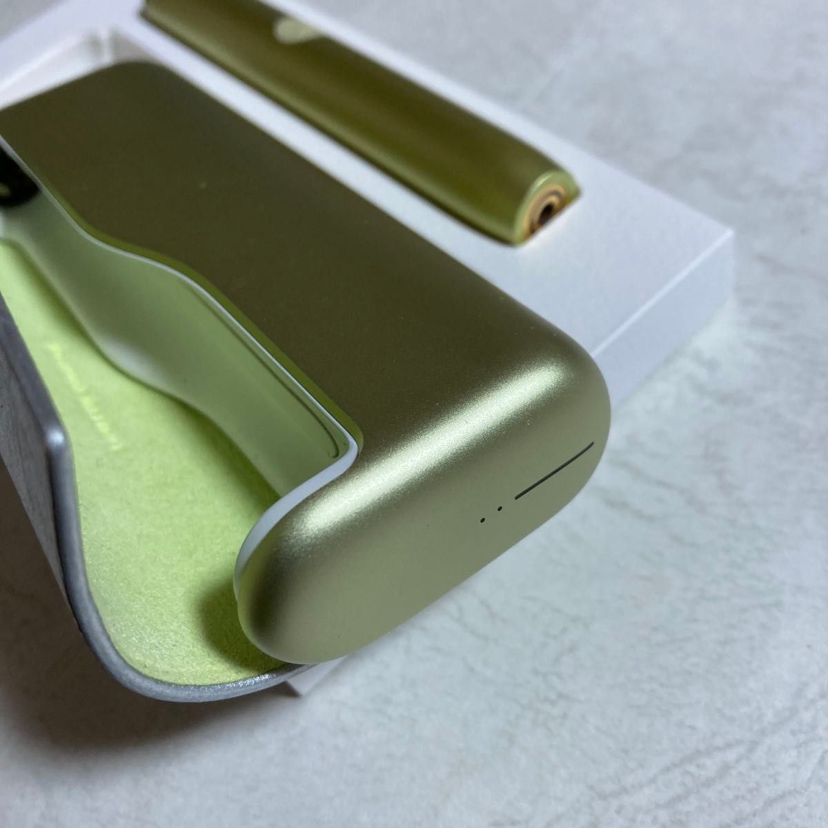 IQOS ILUMA PRIME アイコス イルマ プライム 限定色BRIGHT IQOS ILUMA PRIME アイコス イルマ プライム 限定色BRIGHT