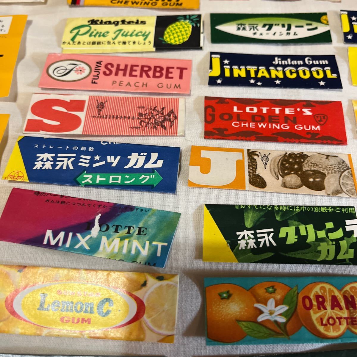 【激レア】昭和 レトロ ガム 包み紙 100枚 セット バラ売り不可 Yahoo!オークション - 昭和レトロ ガム 包み紙 パッケージ など