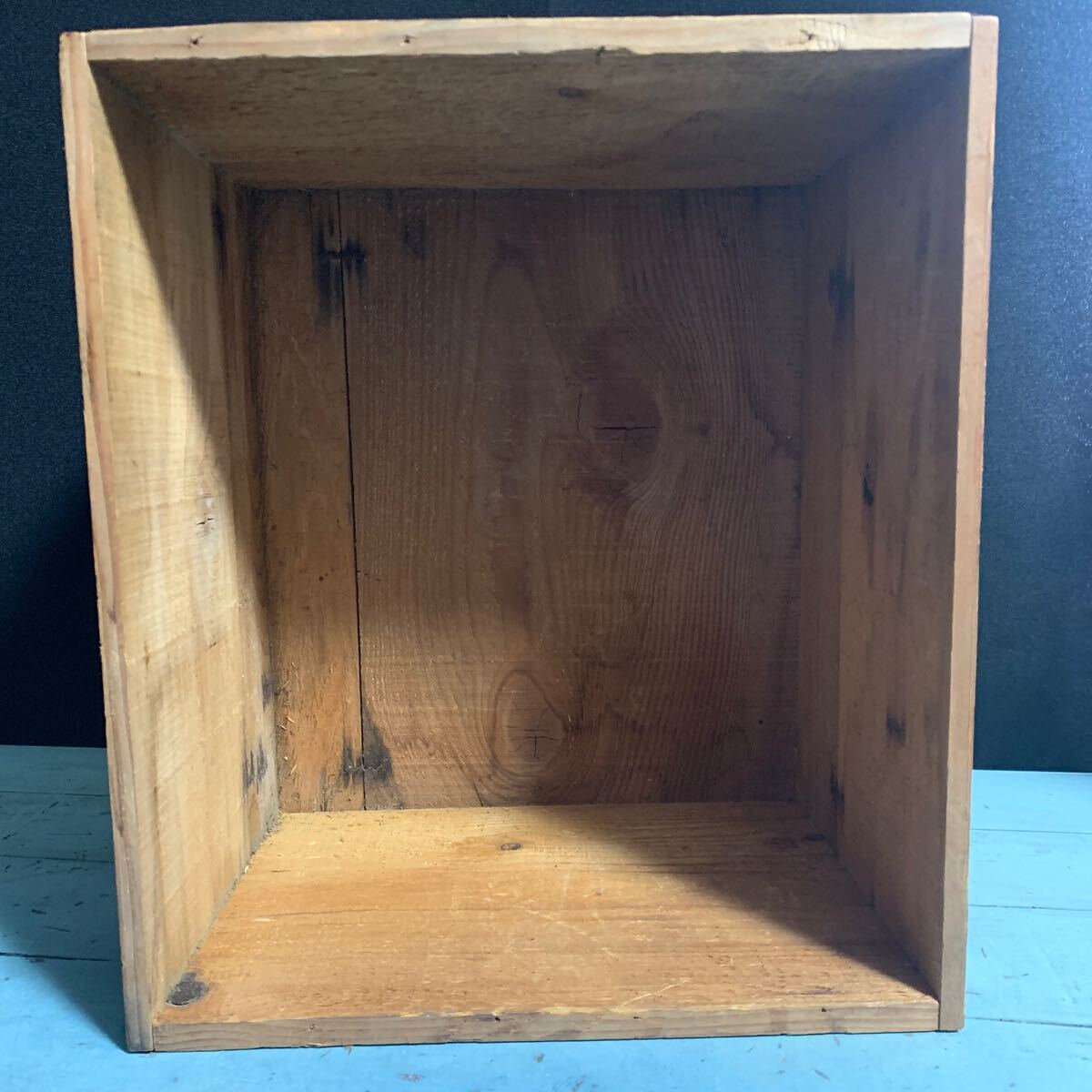 SUNTORY WHISKY 木箱 サントリー オールド ウイスキー ケース 木製 レトロ 空き箱 飾り 店舗 インテリア ディスプレイ(9374)_画像5