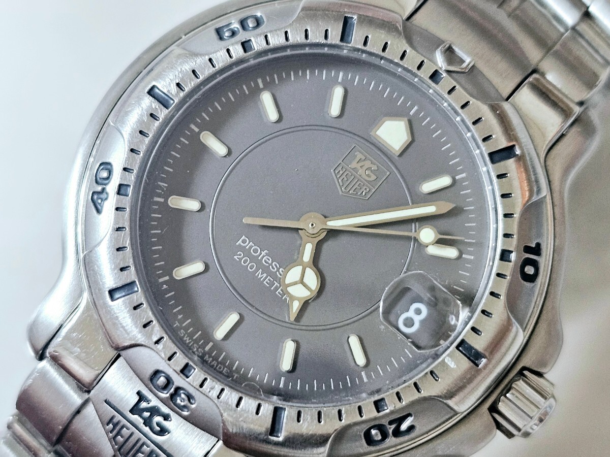TAG Heuer タグホイヤー PROFESSIONAL プロフェッショナル200mダイバー 紳士用高級腕時計【WH1112】純正ブレス付属品 無し。_画像1