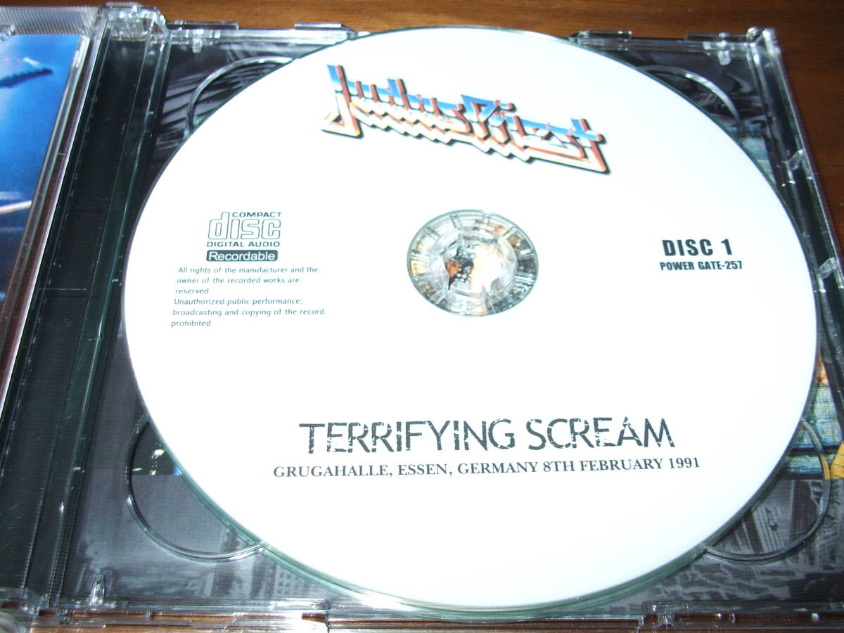 Judas Priest《 Terrifying Scream 》★ライブ2枚組_画像2