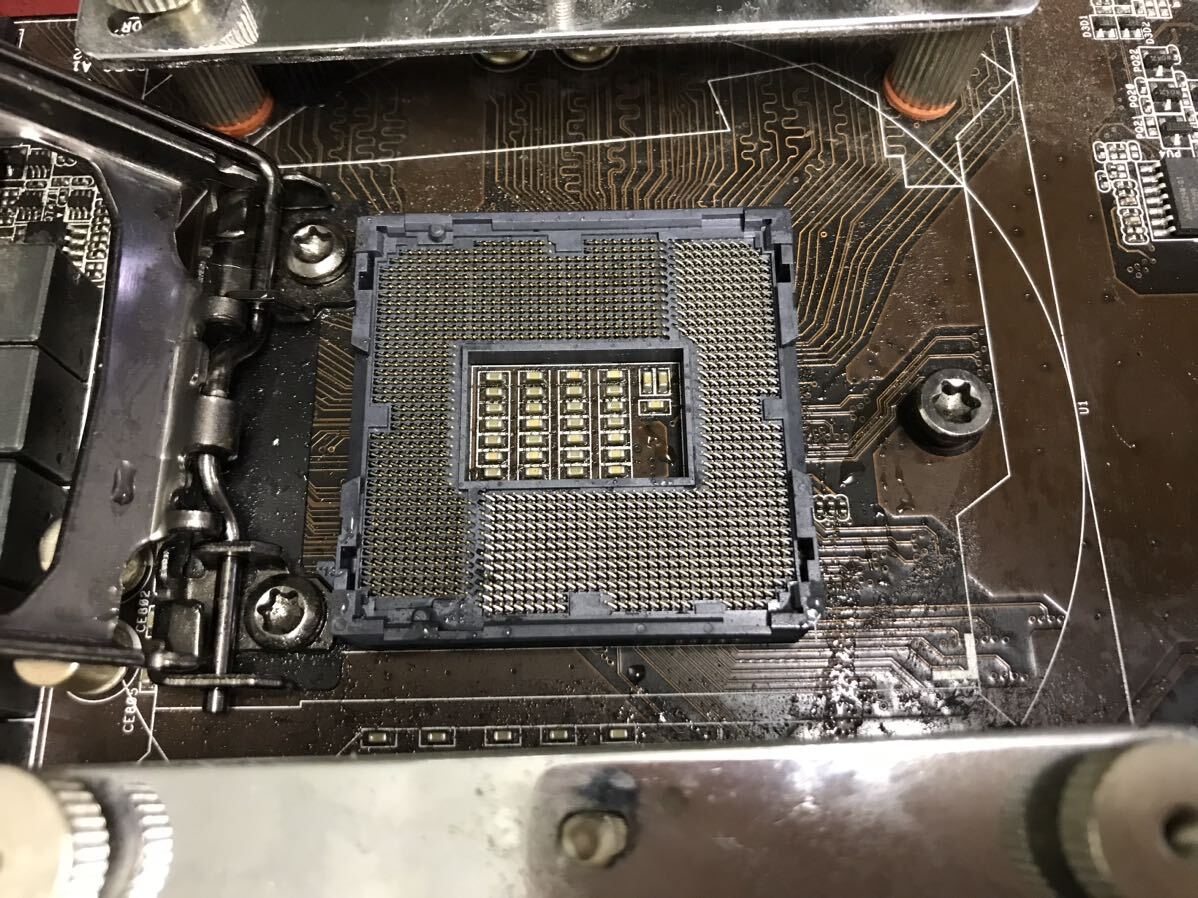 《中古》ASRock Z87 PROFESSIONAL マザーボード の画像3