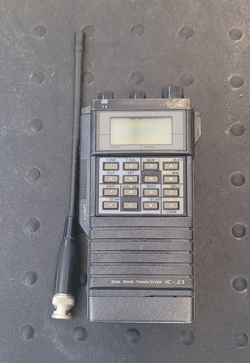 ALINCO DR-620H DR-620 VHF UHF TWIN BAND FM TRANSCEIVER ICON IC-23 HM-75A FA-1443B 無線機 ICOM トランシーバー アイコム 無線_画像3