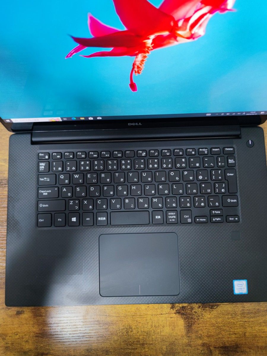 DELL XPS 15 9560 Core i7 7700HQ 4K タッチパネル