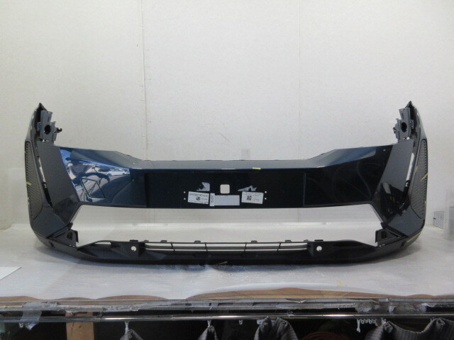 プジョー 3008 P84 後期 純正 フロント バンパー_画像1
