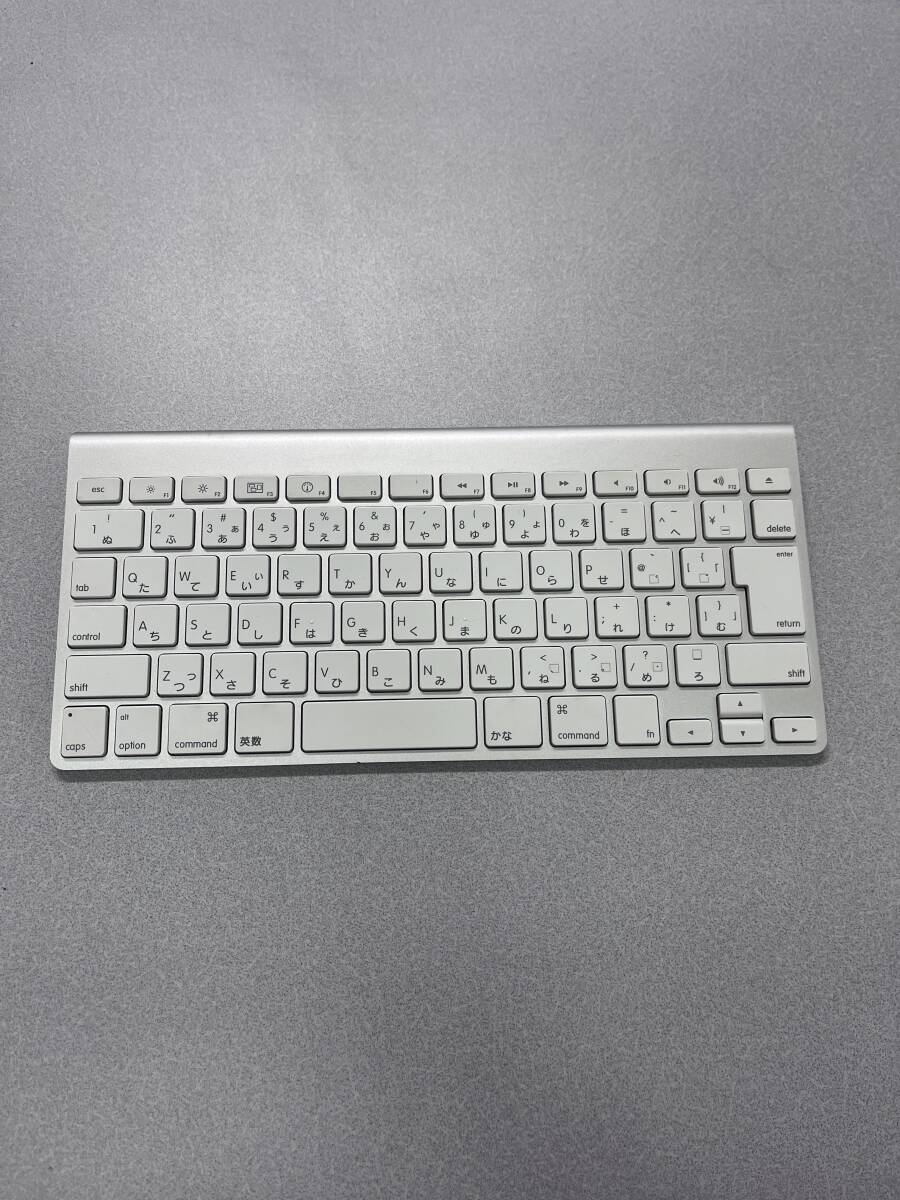 Apple 初代 Magic Keyboard JIS配列 単3電池仕様 ワイヤレス キーボード A1314の画像1